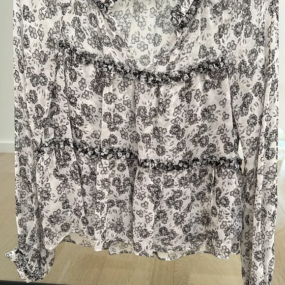 Intermix blouse - Picture 5 of 5
